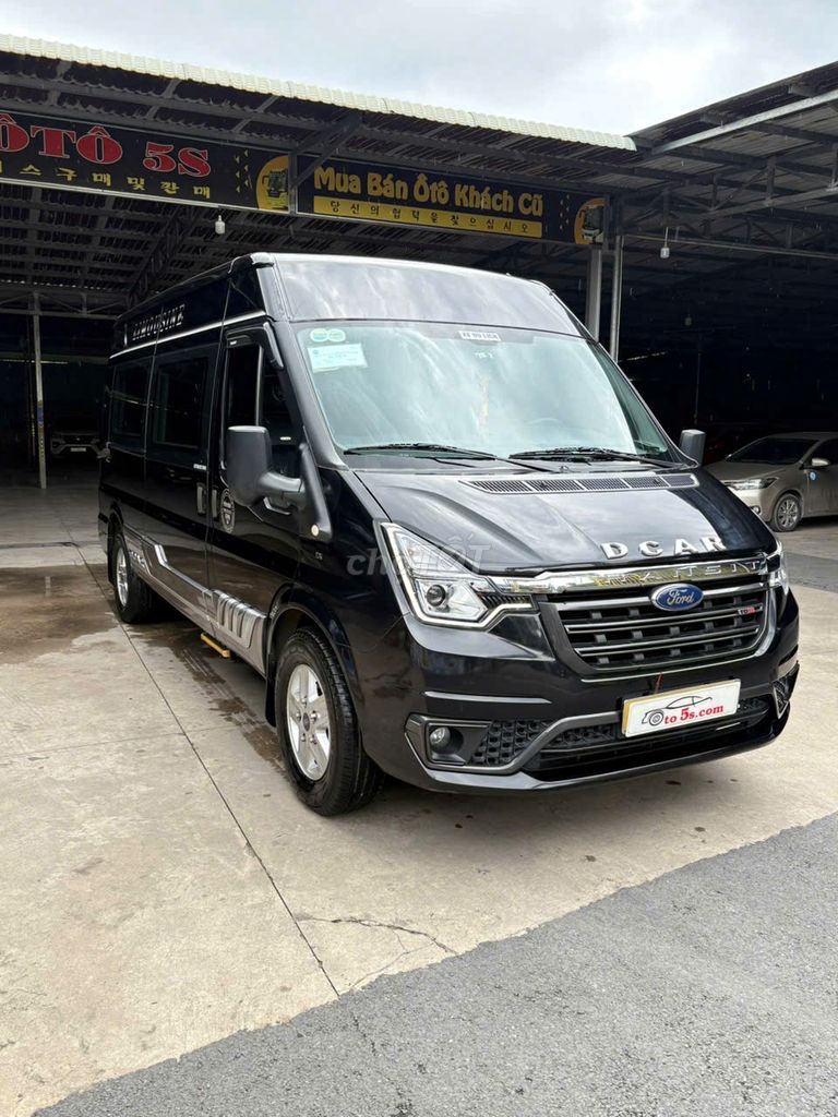 Ford Transit Limousine 2024 - ảnh 2