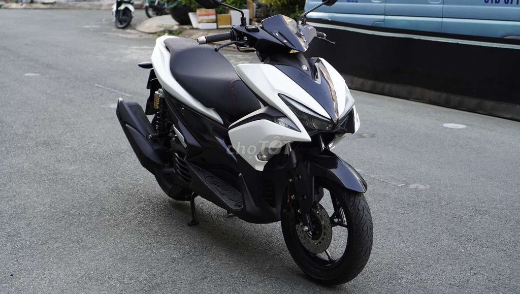 Yamaha NVX 2017 - ảnh 1
