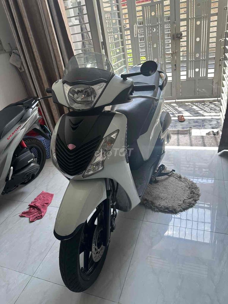 Honda SH 2009 - ảnh 1