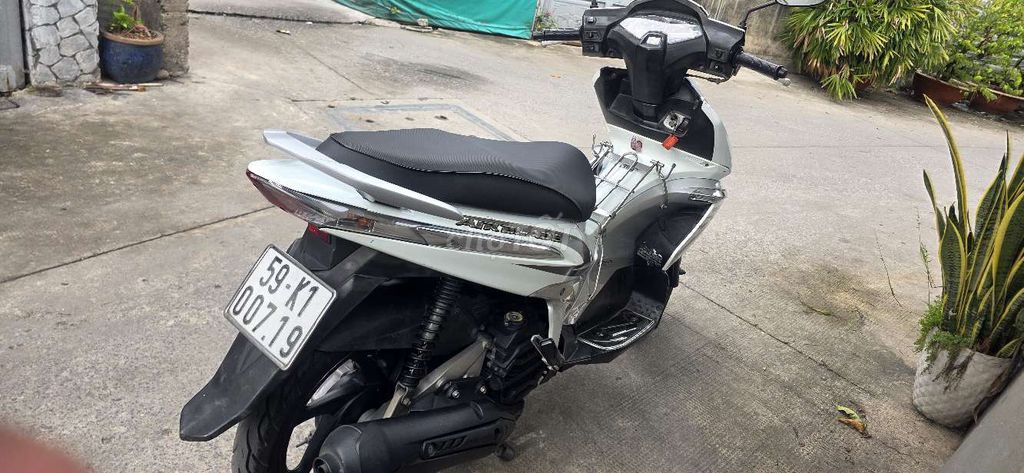 Honda Airblade 2011 - ảnh 3