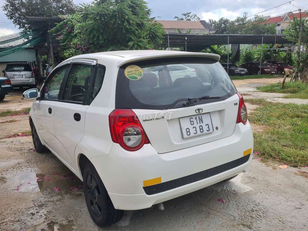 Daewoo Gentra - ảnh 1