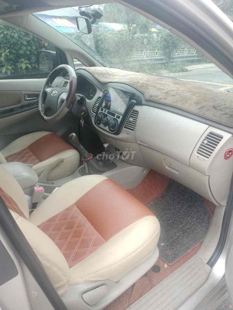 Toyota Innova 2015 - ảnh 3