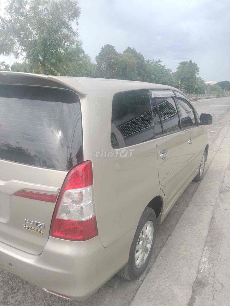 Toyota Innova 2015 - ảnh 4