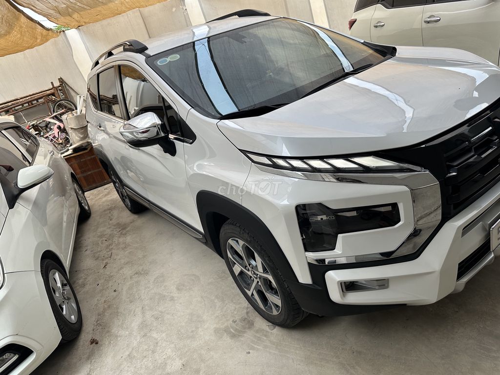 Mitsubishi Xpander Cross 2024 - ảnh 1