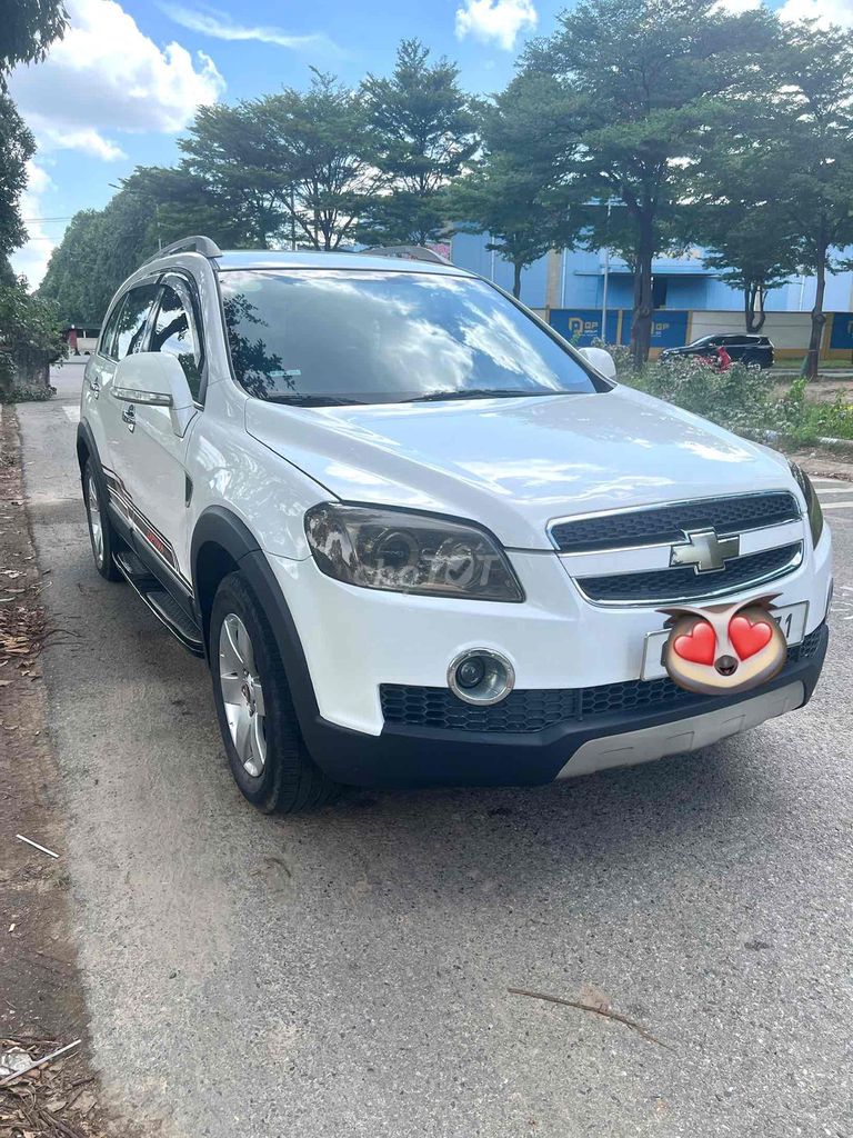 Chevrolet Captiva - ảnh 2