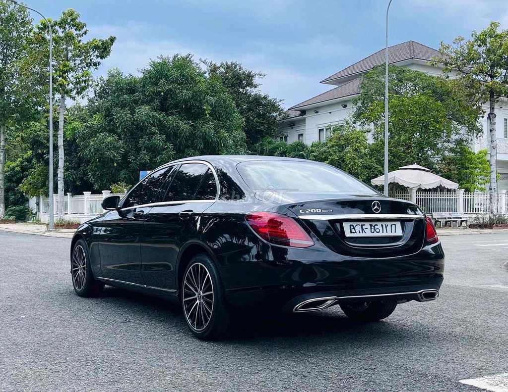 Mercedes-Benz 2021 - ảnh 4