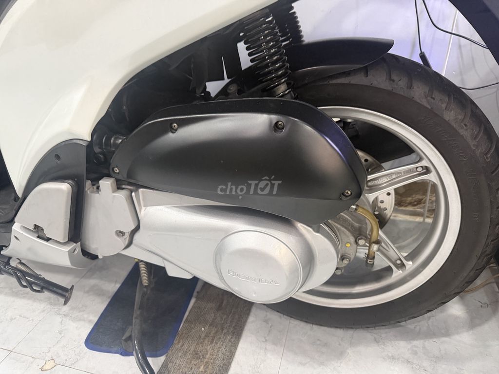 Honda SH 2010 - ảnh 4