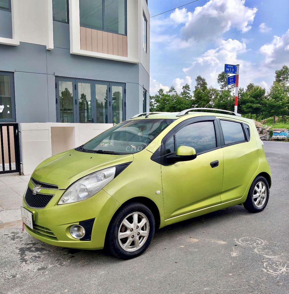 Chevrolet Spark - ảnh 3