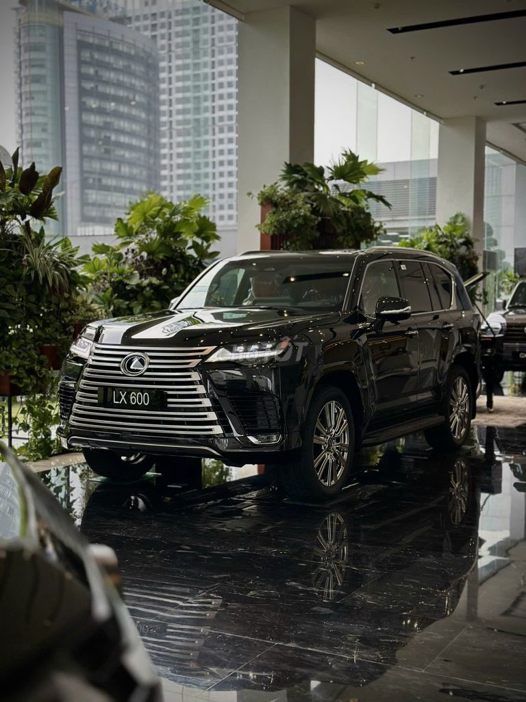 Lexus LX - ảnh 2