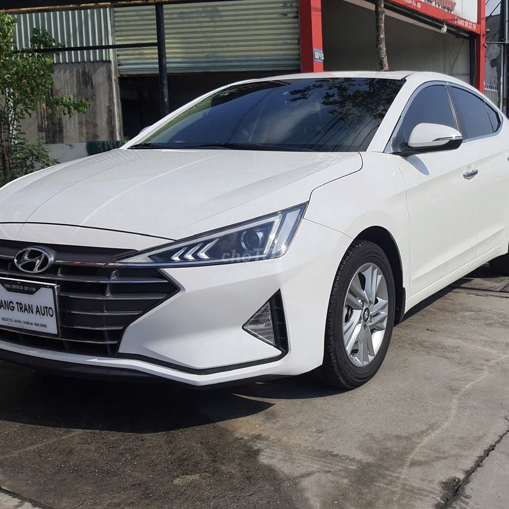 Hyundai Elantra 2021 - ảnh 2