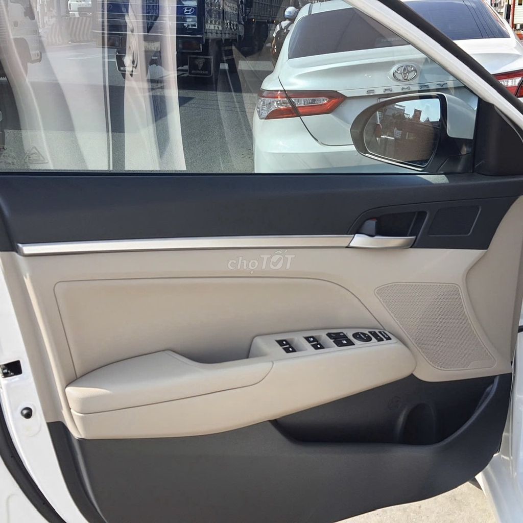 Hyundai Elantra 2021 - ảnh 5