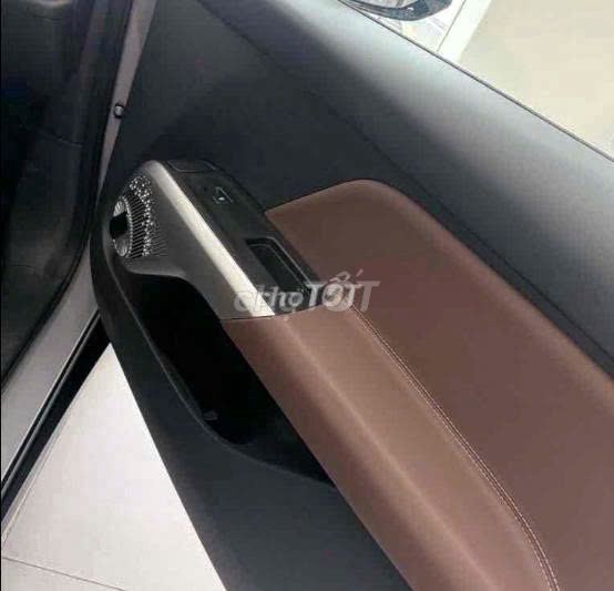 VinFast VF7 - ảnh 4