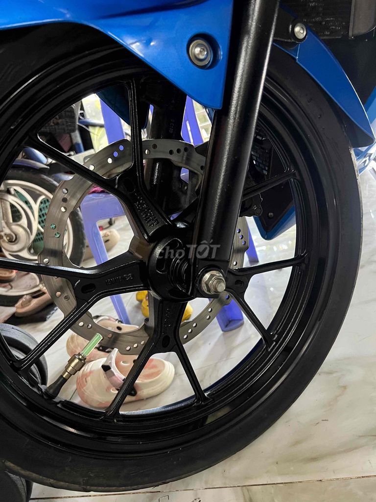 Suzuki GSX 2019 - ảnh 3