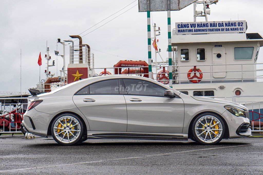 Mercedes-Benz - ảnh 2