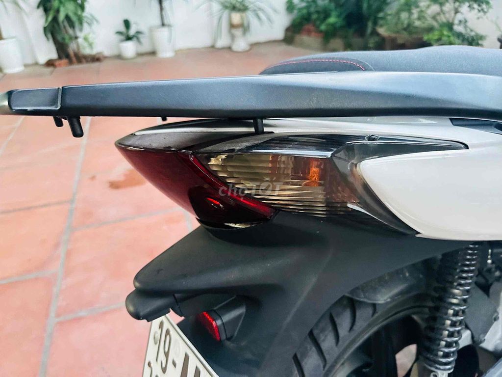 Honda SH 2009 - ảnh 4