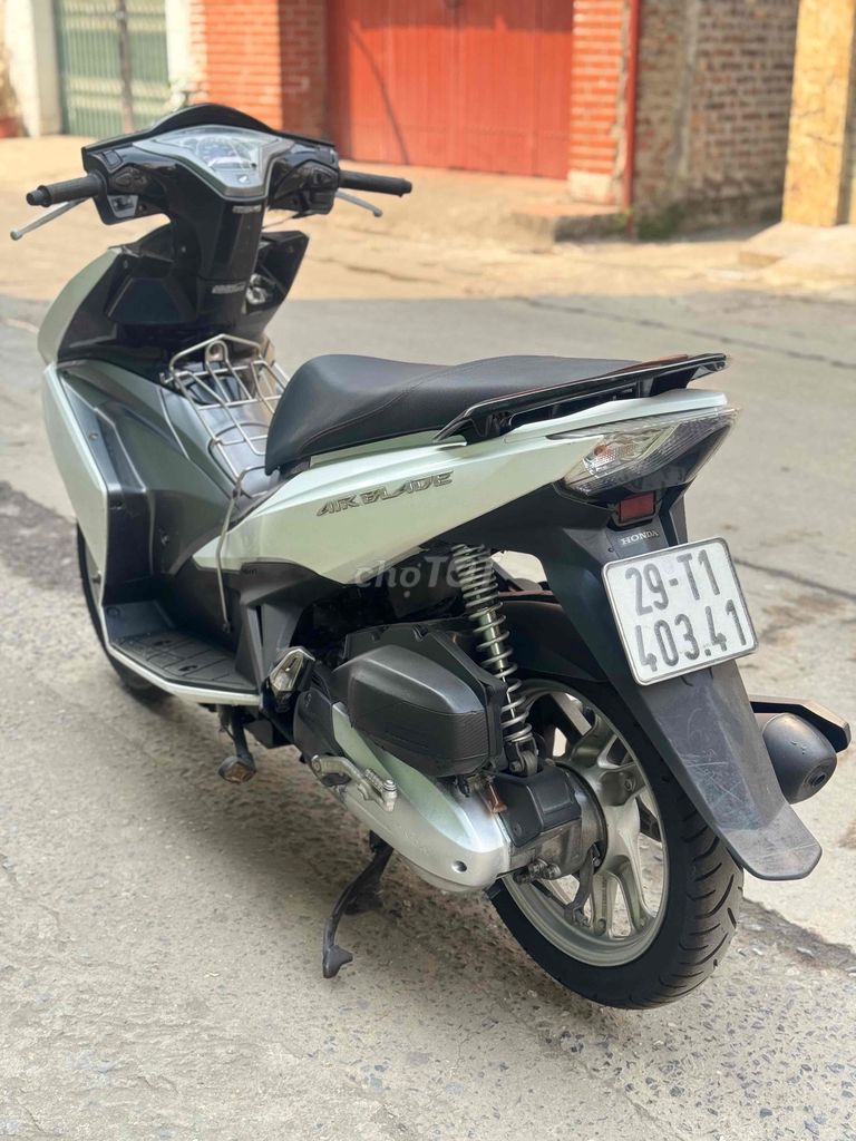 Honda Air Blade 2015 - ảnh 2