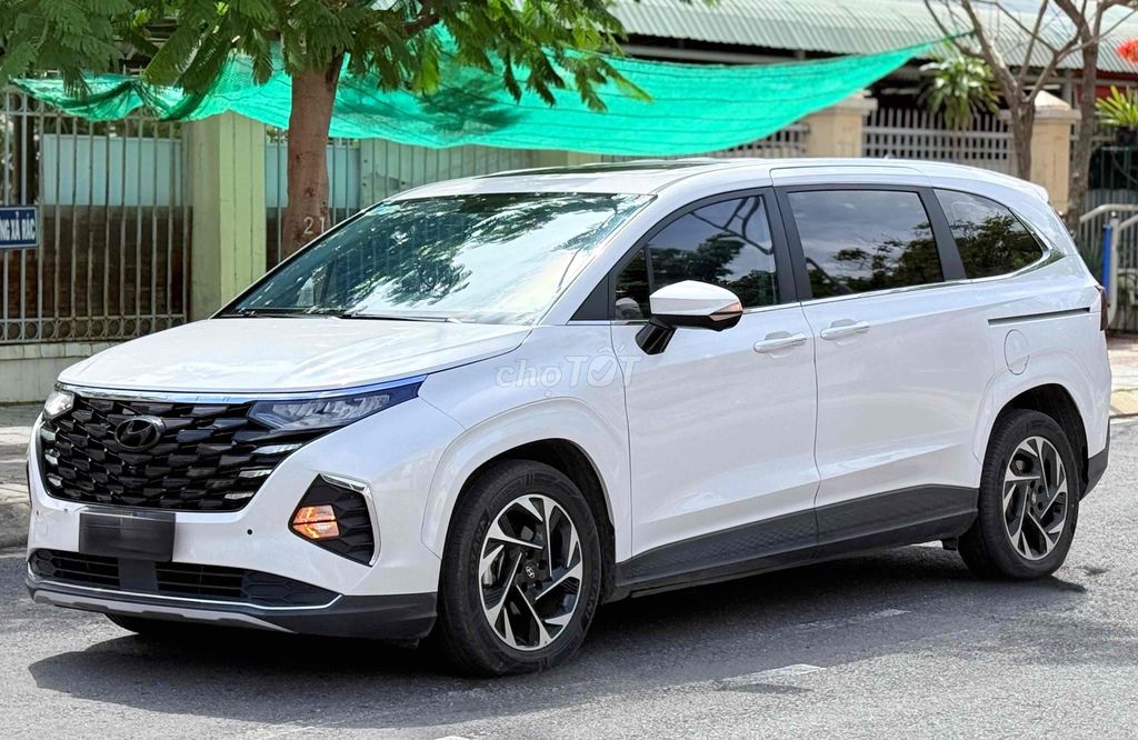 Hyundai Custin 2024 - ảnh 5