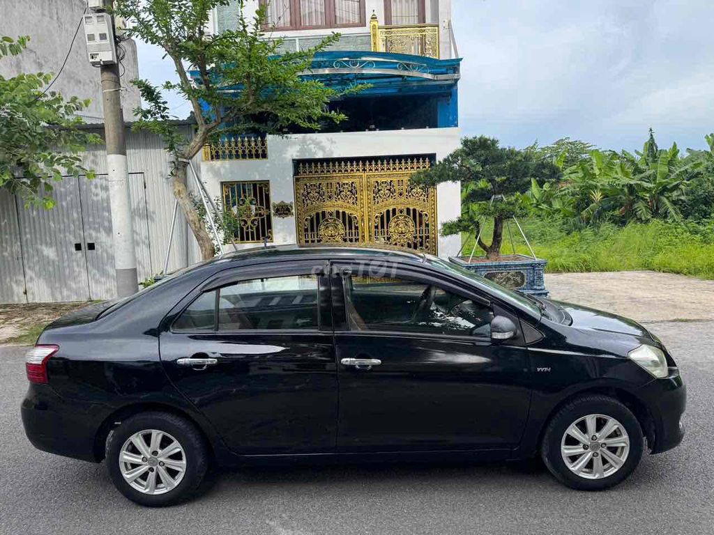 Toyota Vios 2010 - ảnh 3