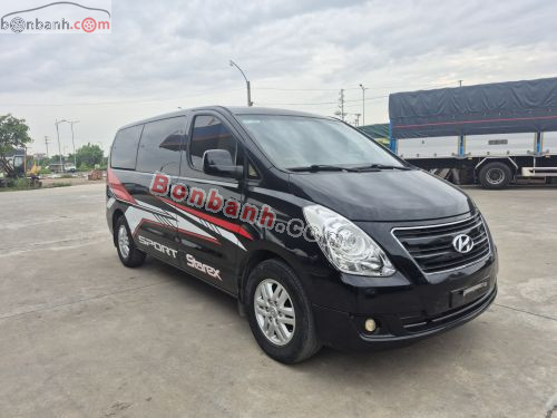Hyundai Grand Starex 2.5 MT 2017 - ảnh 1