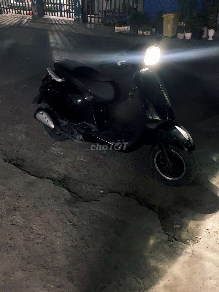 Vespa 2022 - ảnh 5