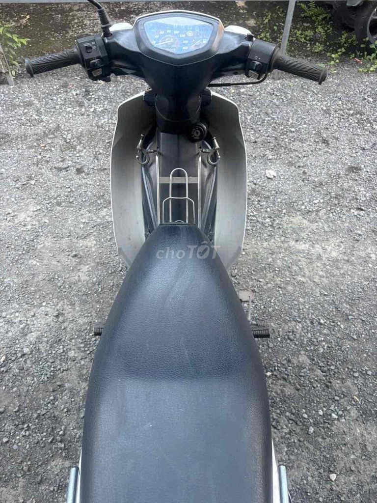 Yamaha Sirius 2014 - ảnh 4