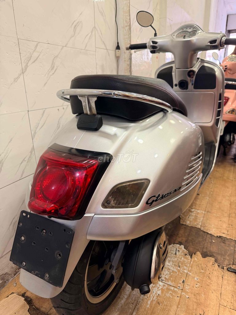 Piaggio Vespa 2015 - ảnh 5