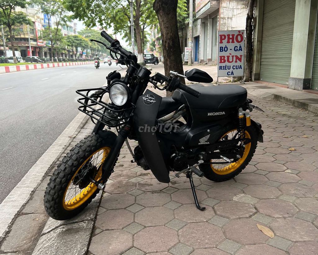 Honda Super 1990 - ảnh 1