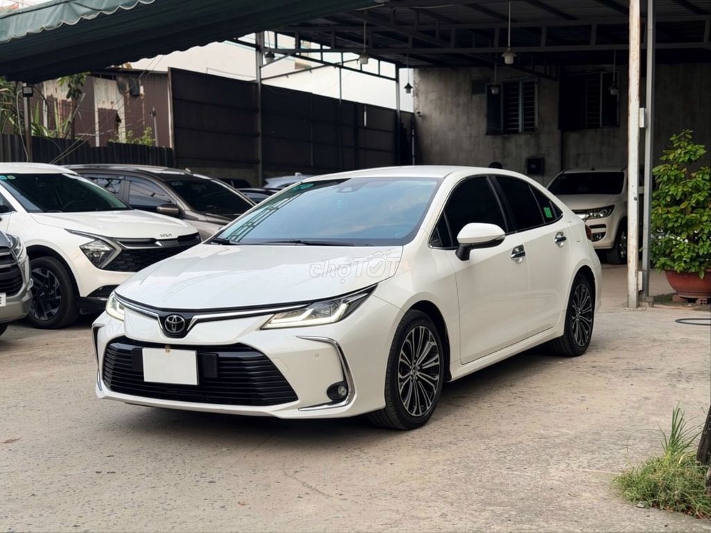 Toyota Corolla altis 1.8V 2022 - ảnh 1