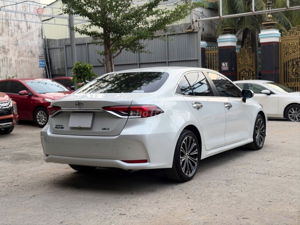 Toyota Corolla altis 1.8V 2022 - ảnh 4