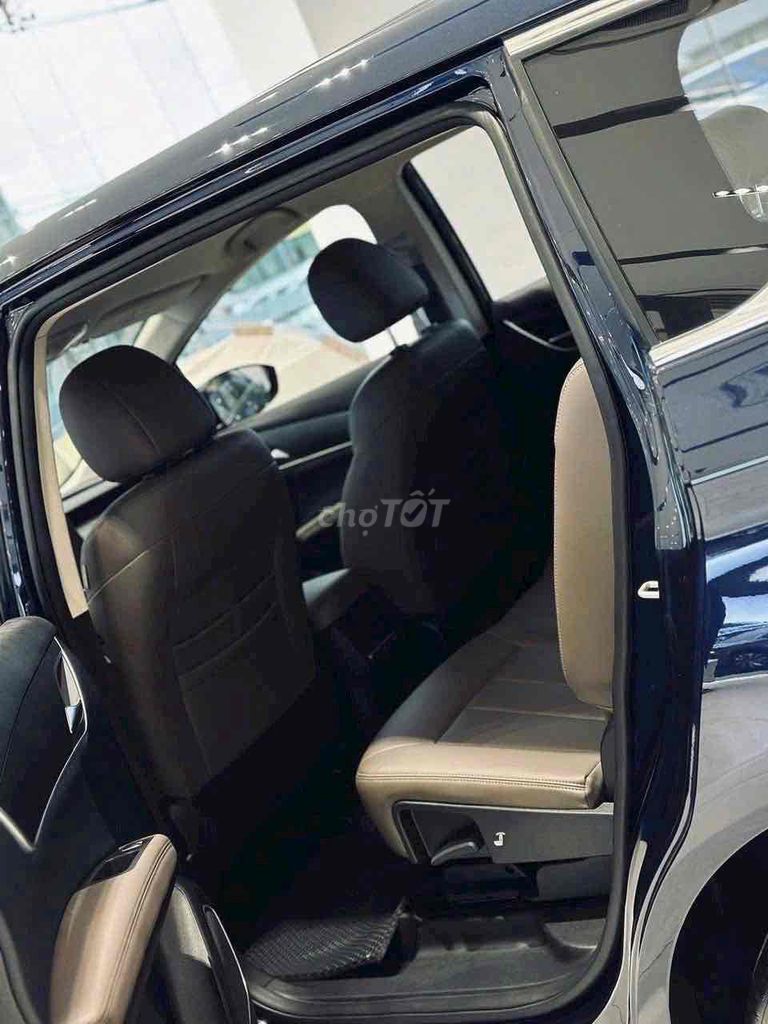 BYD M6 - ảnh 4