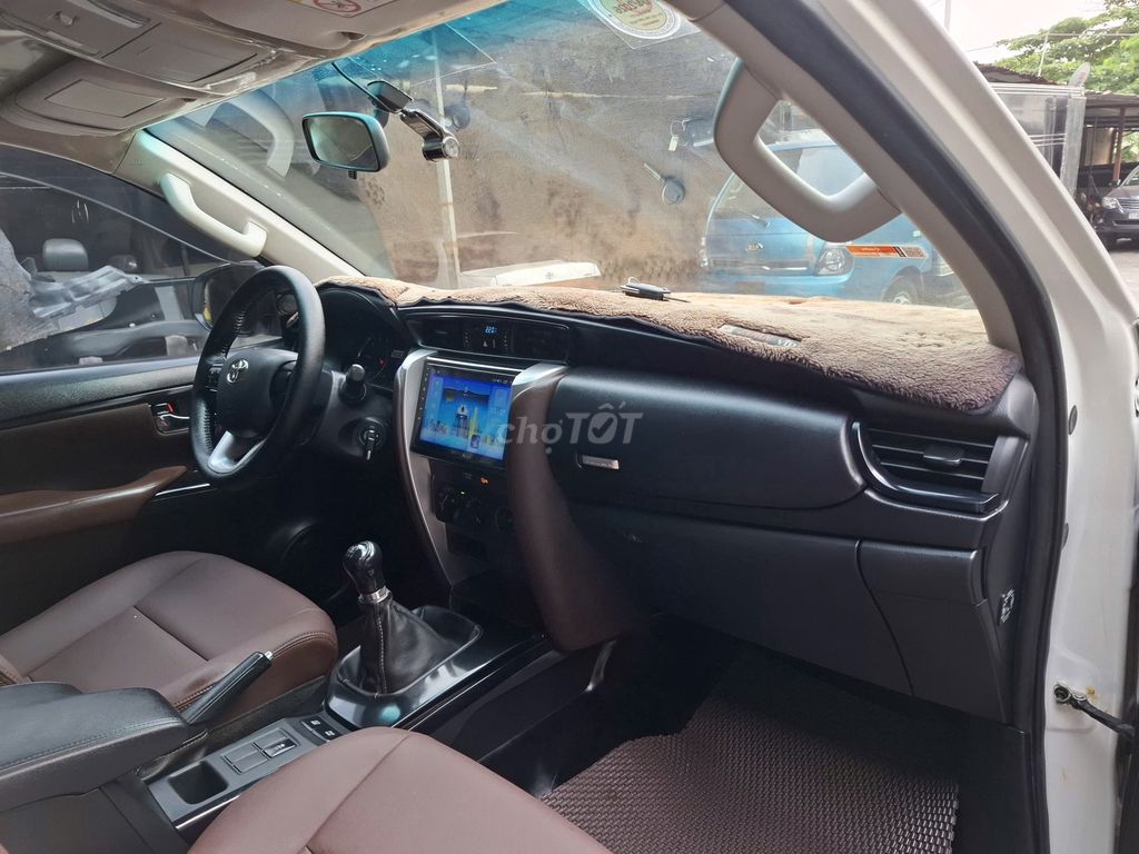 Toyota Fortuner 2018 - ảnh 2