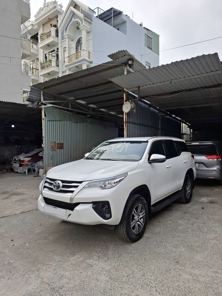 Toyota Fortuner 2018 - ảnh 4