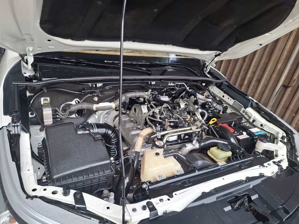 Toyota Fortuner 2018 - ảnh 5