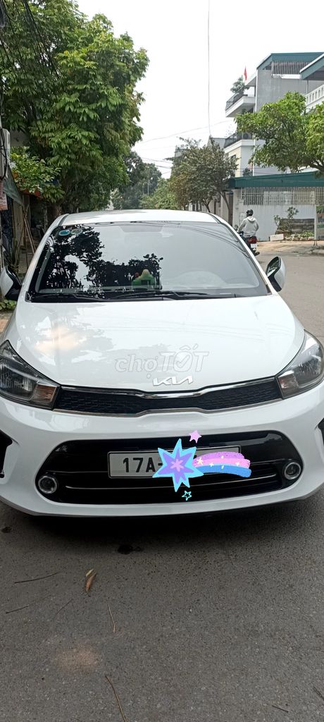 Kia Soluto - ảnh 2