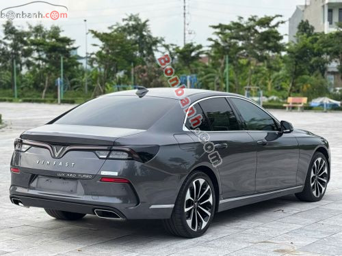 VinFast Lux A 2.0 Base 2.0 AT 2019 - ảnh 4