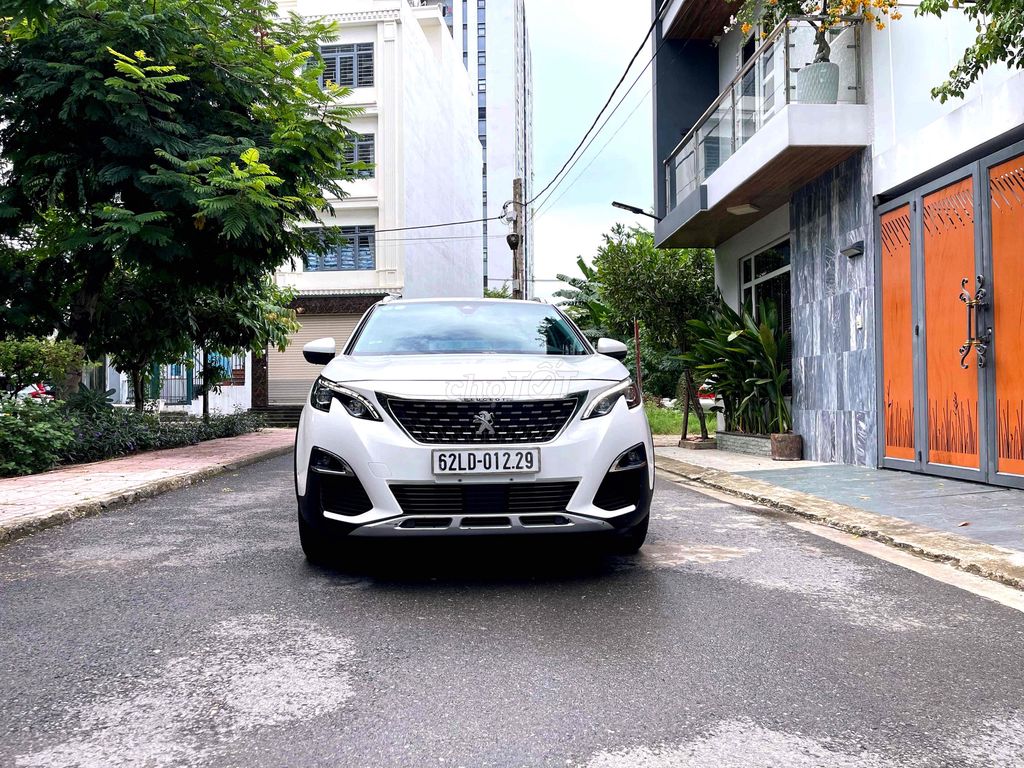 Peugeot 5008 2018 - ảnh 1