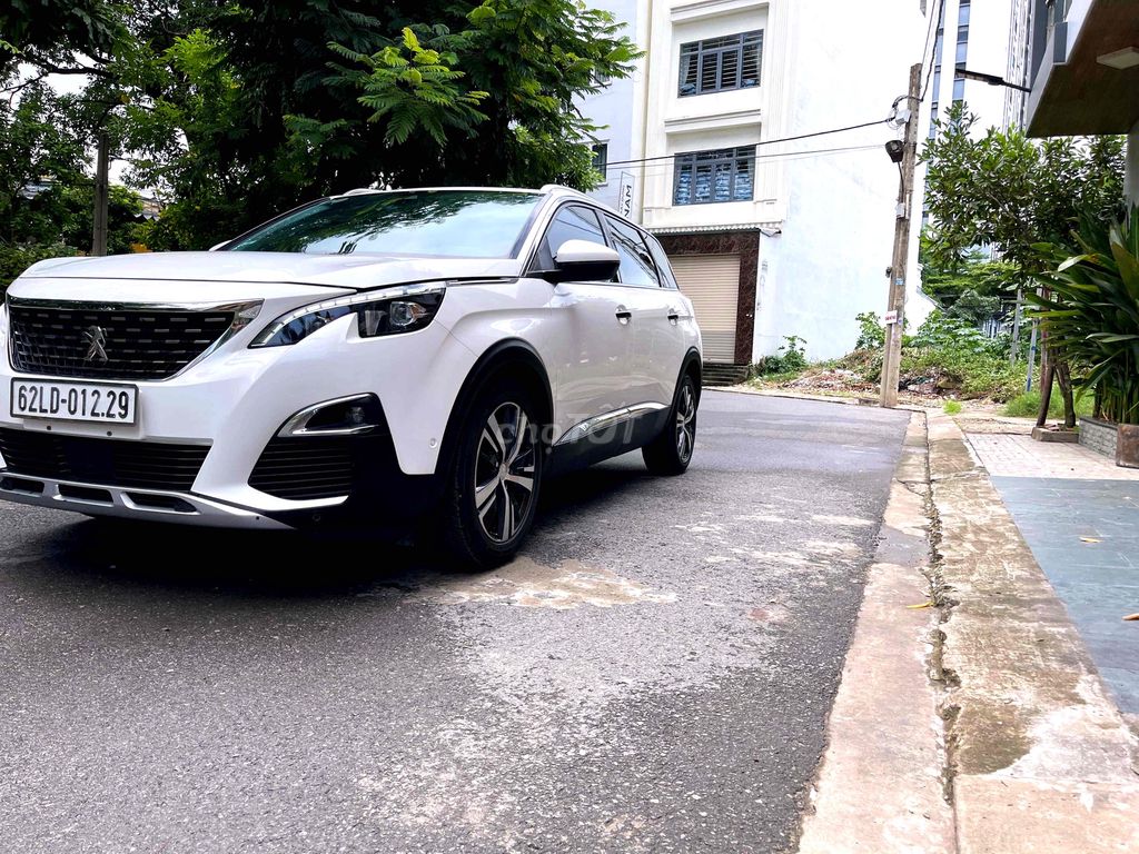 Peugeot 5008 2018 - ảnh 4