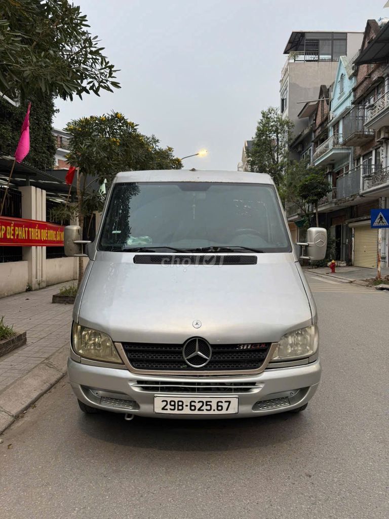 Mercedes-Benz Sprinter 2010 - ảnh 1