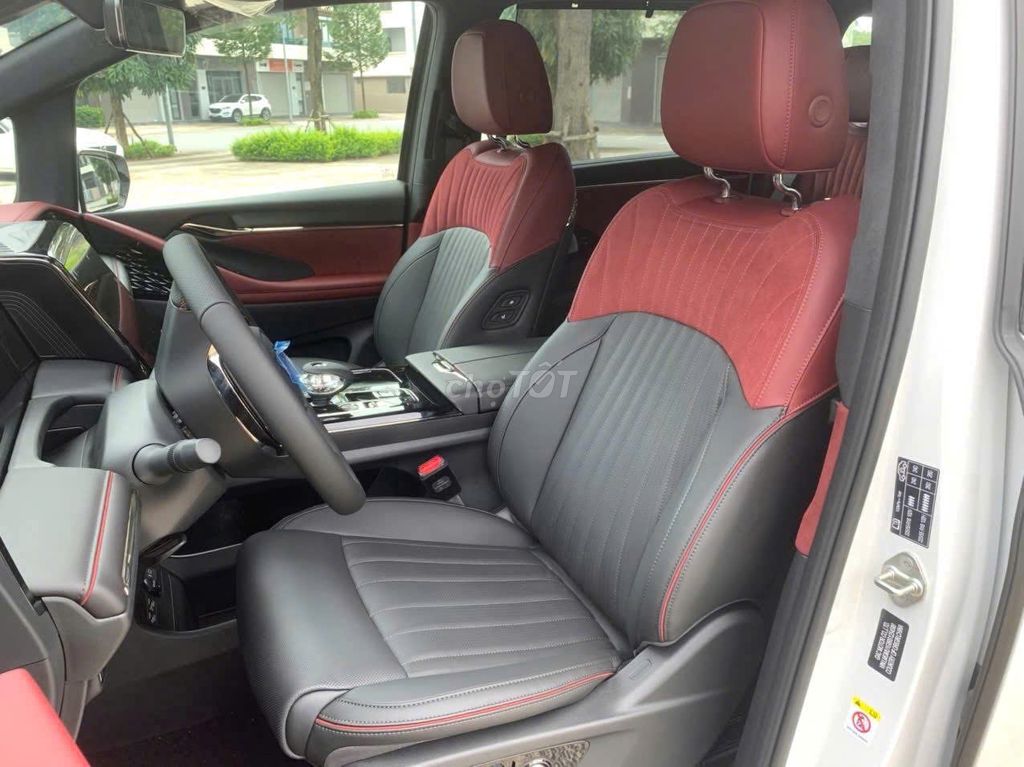 Kia Carnival - ảnh 5