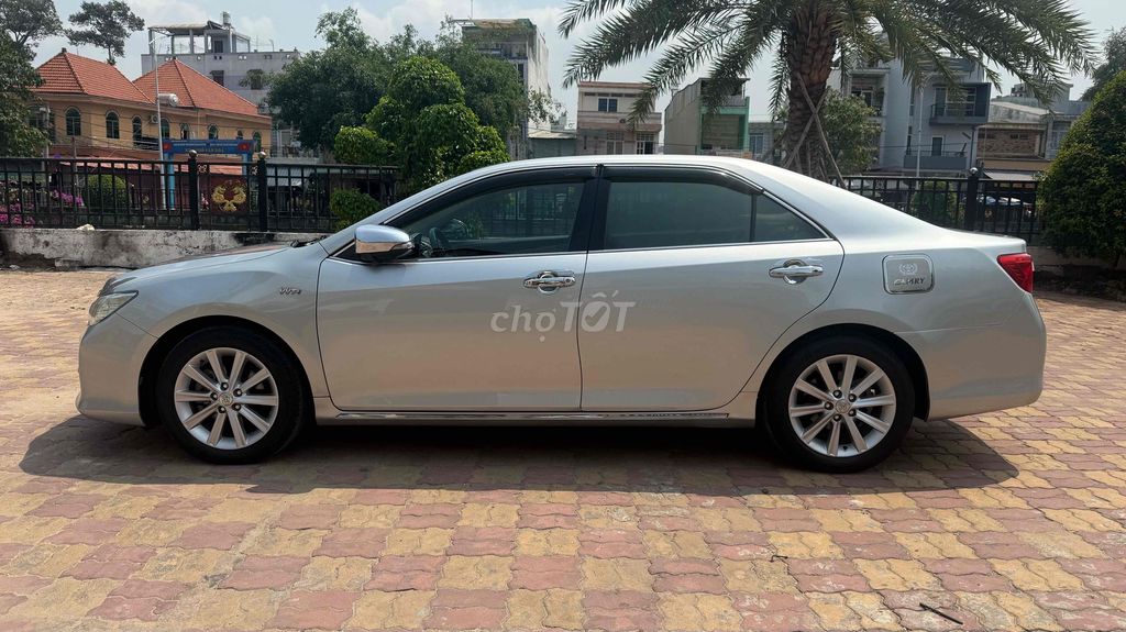Toyota Camry 2013 - ảnh 5