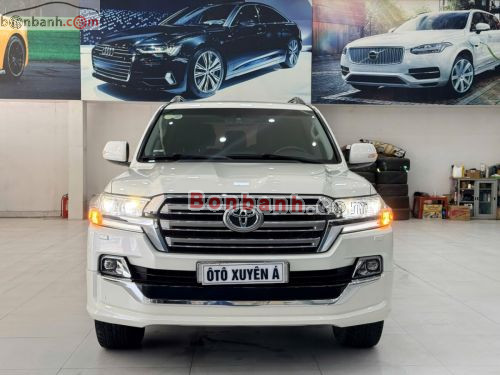 Toyota Land Cruiser VX 4.6 V8 2017 - ảnh 1