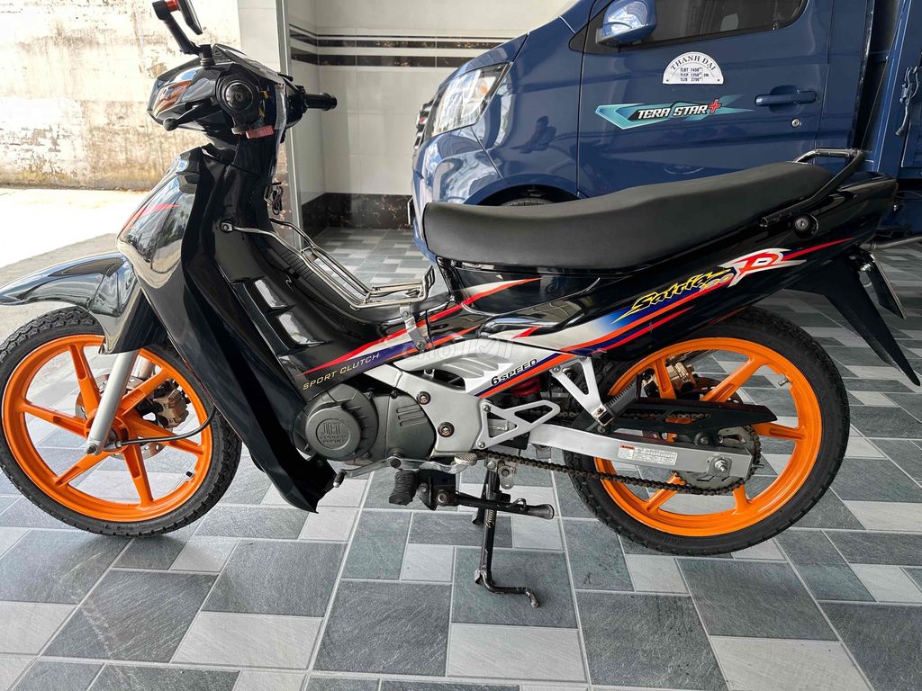 Suzuki Satria 1998 - ảnh 3