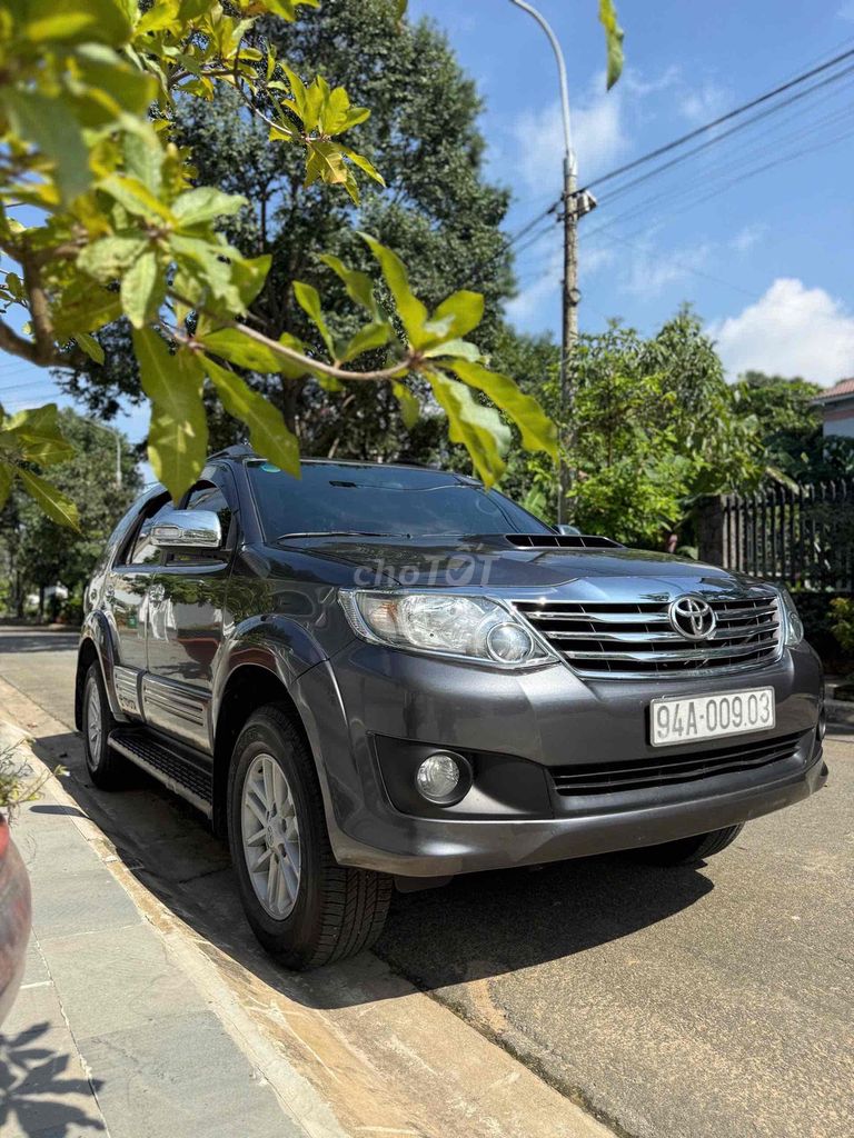 Toyota Fortuner 2014 - ảnh 5