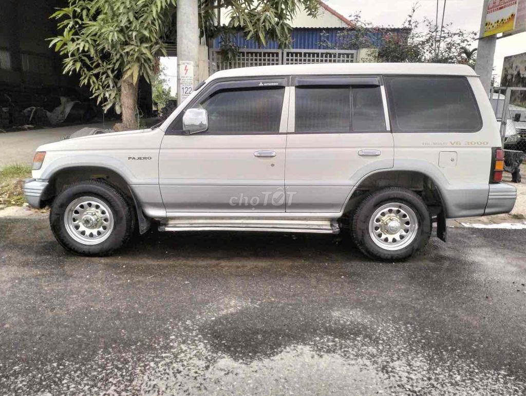 Mitsubishi Pajero - ảnh 5
