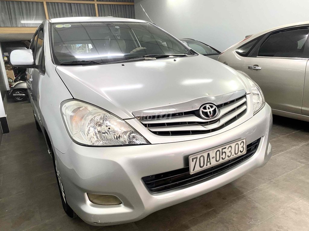 Toyota Innova G 2009 - ảnh 2