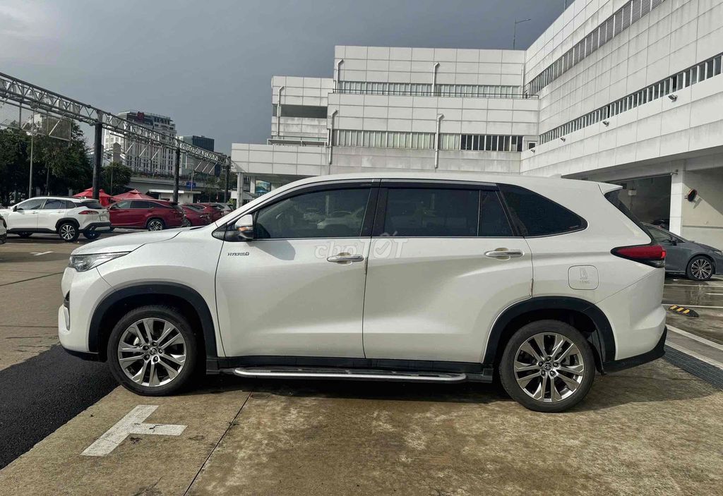 Toyota - ảnh 3