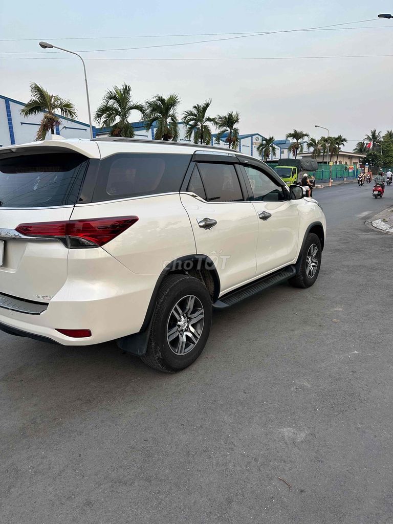 Toyota Fortuner 2017 - ảnh 3