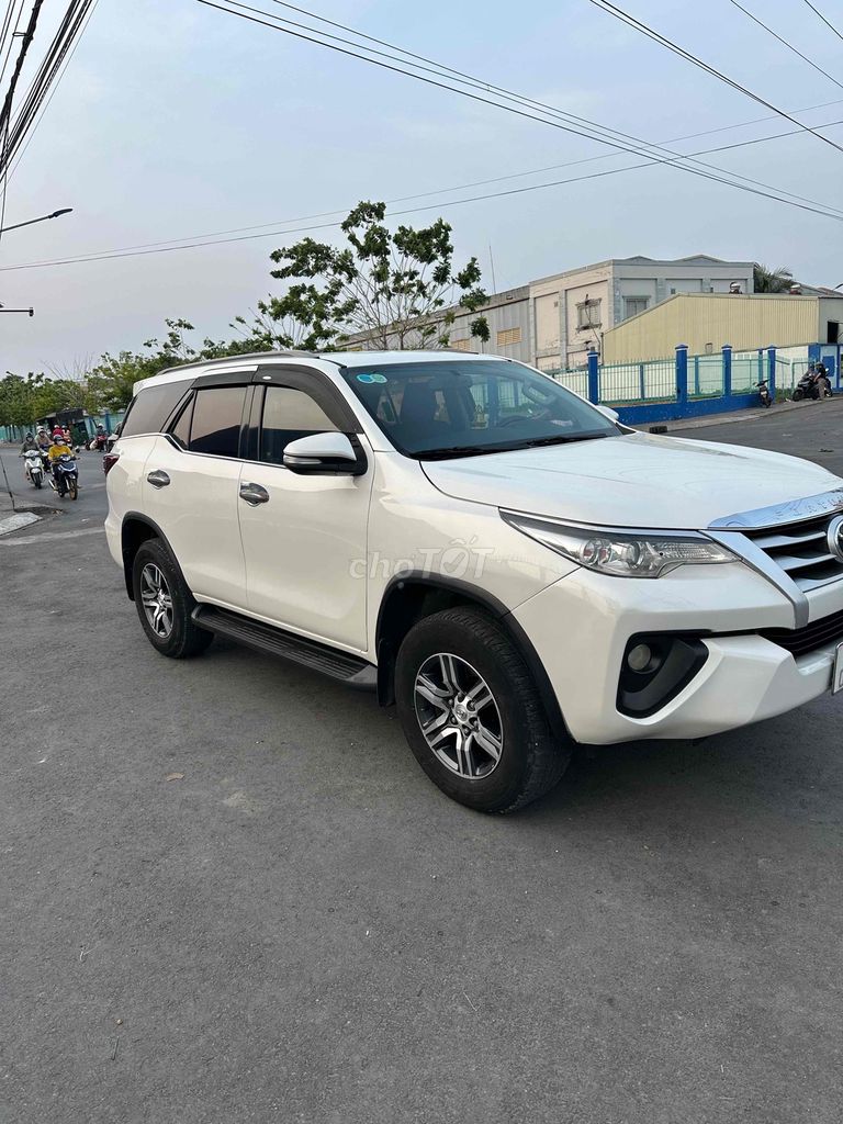 Toyota Fortuner 2017 - ảnh 4