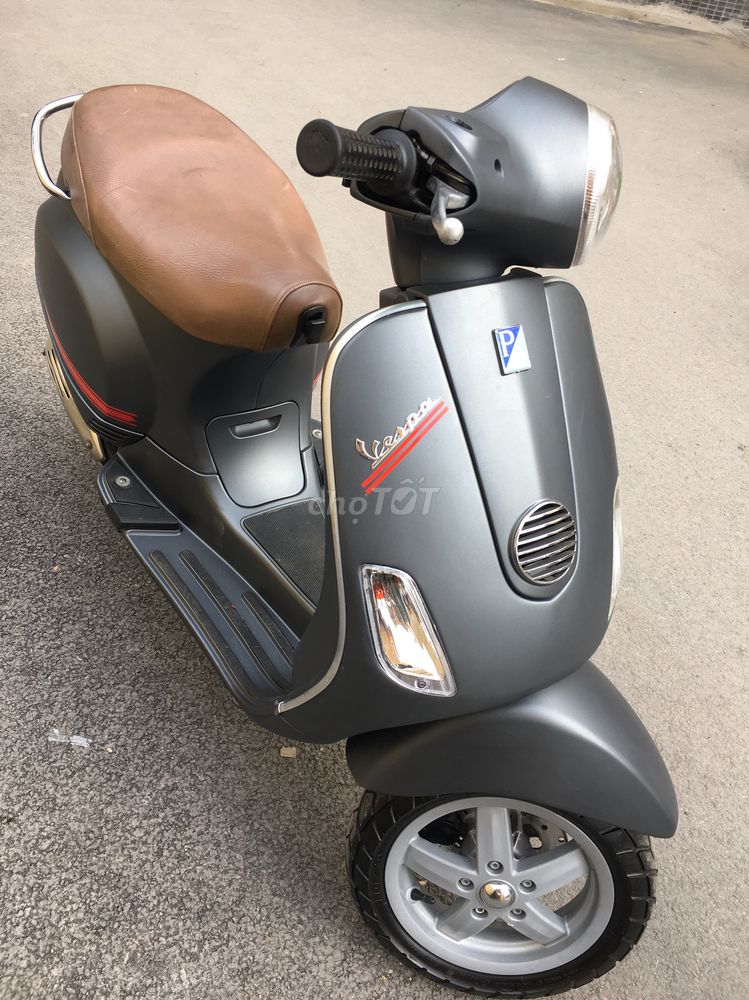 Piaggio Vespa 2013 - ảnh 4