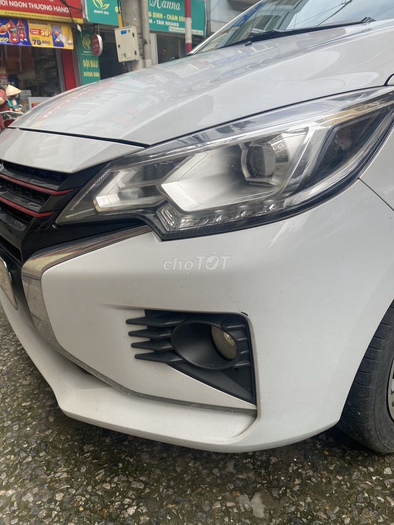 Mitsubishi Attrage 2021 - ảnh 1